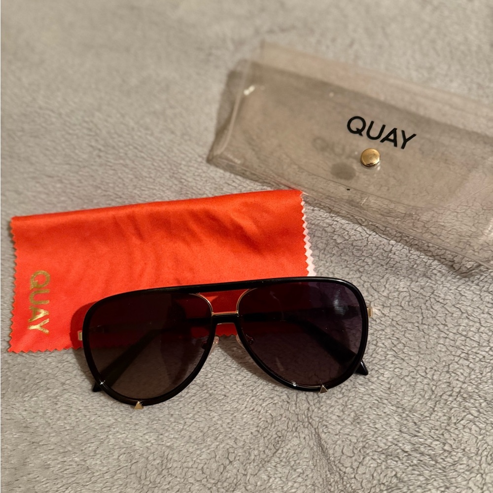 Quay high profile sunglasses